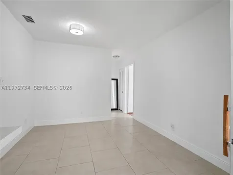 7504 NW 70th Avenue Tamarac FL 33321