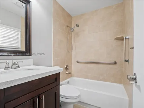 7504 NW 70th Avenue Tamarac FL 33321
