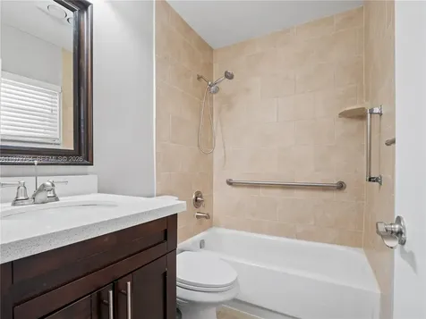 7504 NW 70th Avenue Tamarac FL 33321