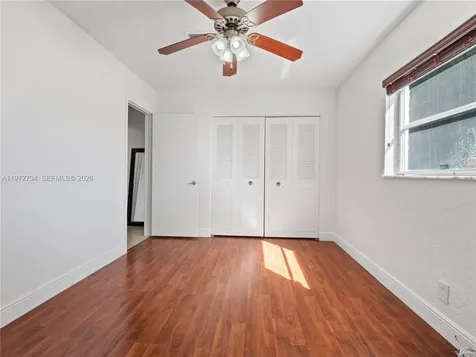 7504 NW 70th Avenue Tamarac FL 33321