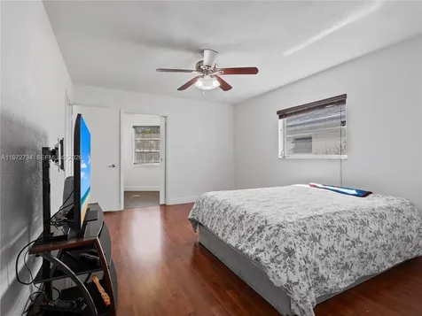 7504 NW 70th Avenue Tamarac FL 33321