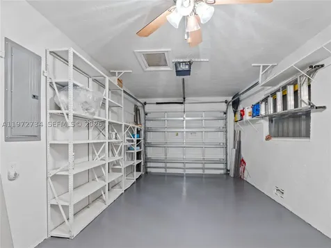 7504 NW 70th Avenue Tamarac FL 33321