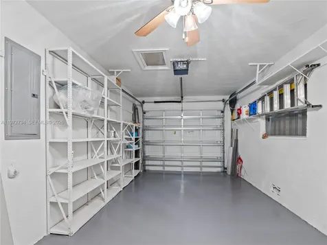 7504 NW 70th Avenue Tamarac FL 33321