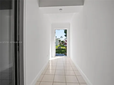 7504 NW 70th Avenue Tamarac FL 33321