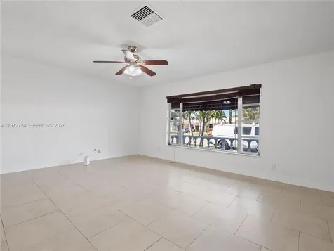 7504 NW 70th Avenue Tamarac FL 33321
