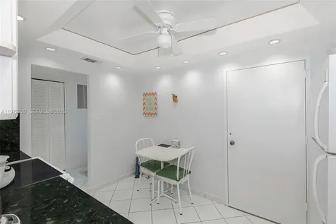 7135 Collins Avenue Miami Beach FL 33141