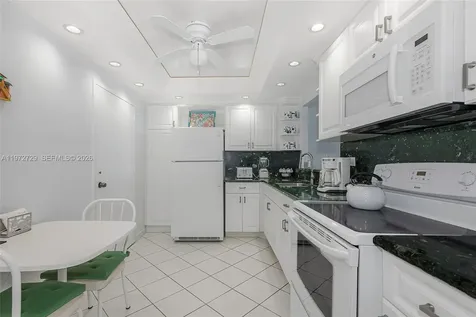 7135 Collins Avenue Miami Beach FL 33141