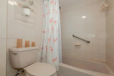 7135 Collins Avenue Miami Beach FL 33141