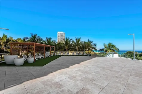 7135 Collins Avenue Miami Beach FL 33141