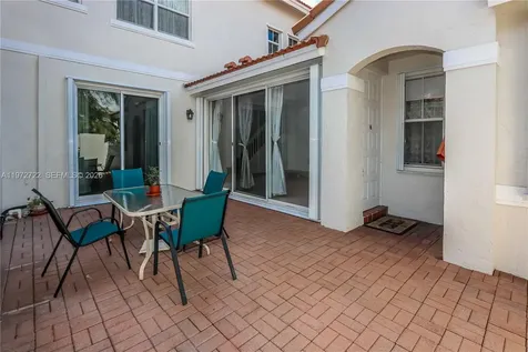 1521 Seagrape Way Hollywood FL 33019