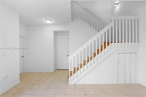 1521 Seagrape Way Hollywood FL 33019
