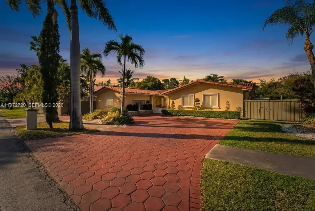 9475 SW 70th Street Miami FL 33173