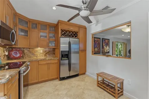 9475 SW 70th Street Miami FL 33173