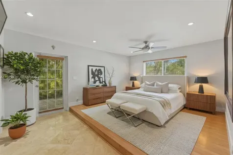 9475 SW 70th Street Miami FL 33173