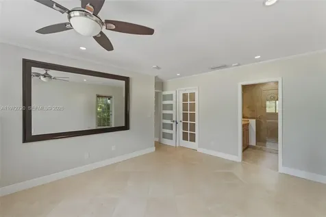 9475 SW 70th Street Miami FL 33173