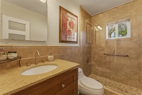 9475 SW 70th Street Miami FL 33173