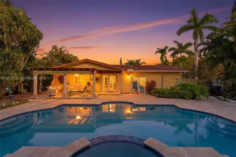 9475 SW 70th Street Miami FL 33173