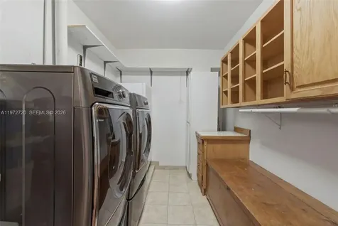 9475 SW 70th Street Miami FL 33173