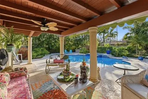 9475 SW 70th Street Miami FL 33173