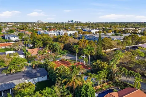 9475 SW 70th Street Miami FL 33173