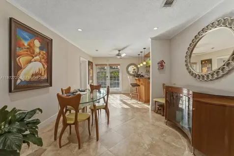 9475 SW 70th Street Miami FL 33173