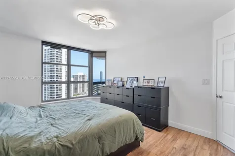 3530 Mystic Pointe Drive Aventura FL 33180