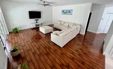 Weston FL 33327