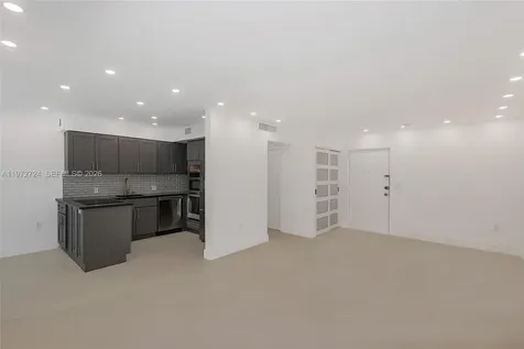 17620 Atlantic Boulevard Sunny Isles Beach FL 33160