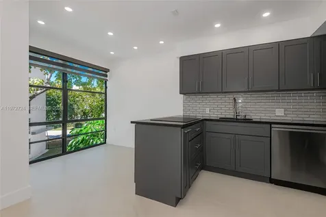 17620 Atlantic Boulevard Sunny Isles Beach FL 33160