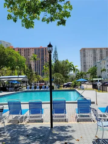17620 Atlantic Boulevard Sunny Isles Beach FL 33160