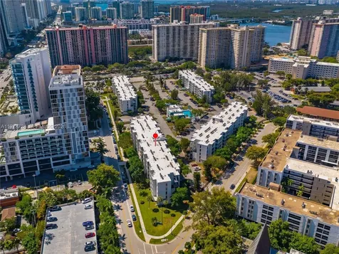 17620 Atlantic Boulevard Sunny Isles Beach FL 33160