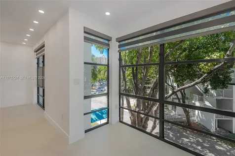 17620 Atlantic Boulevard Sunny Isles Beach FL 33160