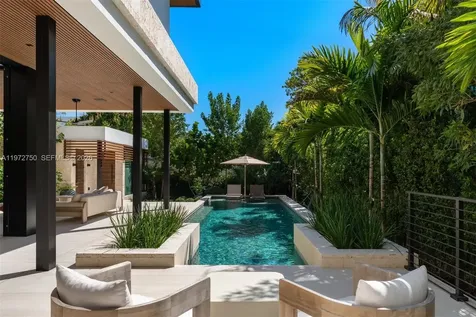 2145 Meridian Avenue Miami Beach FL 33139