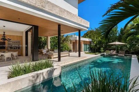 2145 Meridian Avenue Miami Beach FL 33139