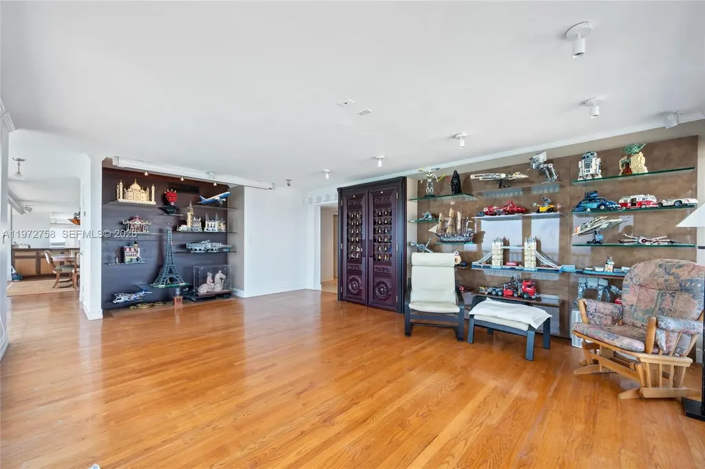 2200 S Ocean Lane Fort Lauderdale FL 33316