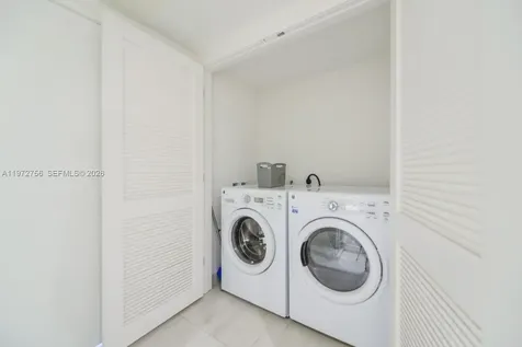 4010 S Ocean Drive Hollywood FL 33019