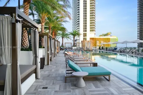 4010 S Ocean Drive Hollywood FL 33019