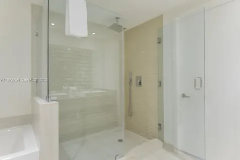 4010 S Ocean Drive Hollywood FL 33019