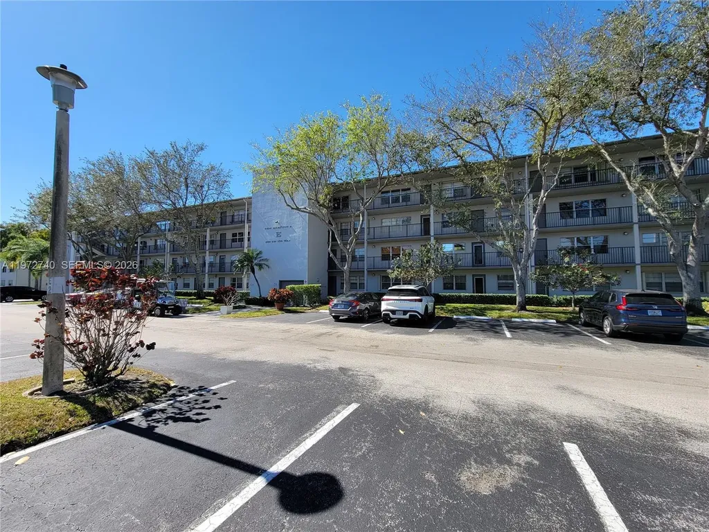 300 SW 134th Way Pembroke Pines FL 33027