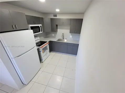 300 SW 134th Way Pembroke Pines FL 33027