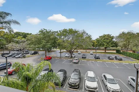 3300 W Rolling Hills Circle Davie FL 33328