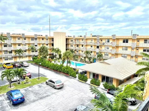 2145 Pierce Street Hollywood FL 33020