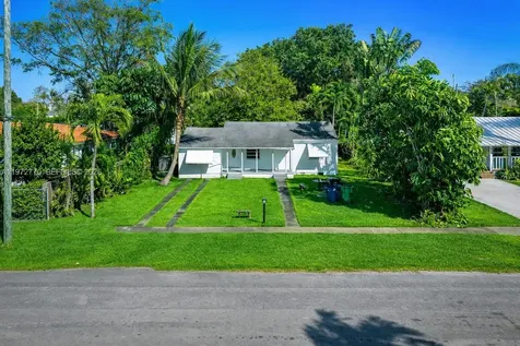 10821 NE 5th Avenue Miami FL 33161