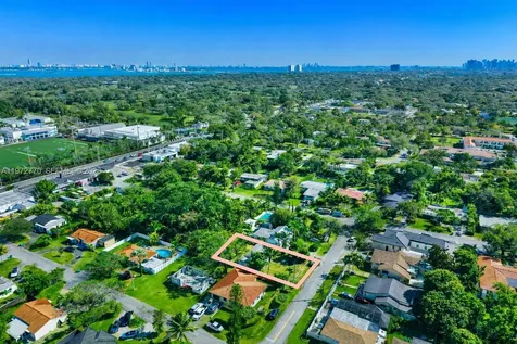 10821 NE 5th Avenue Miami FL 33161
