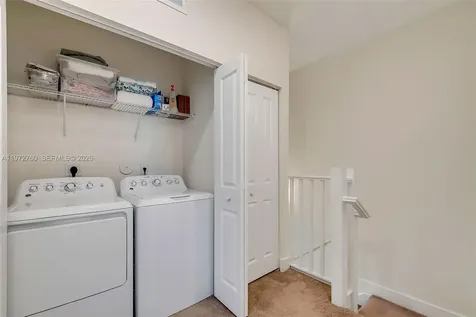 4652 NW 83rd Avenue Doral FL 33166