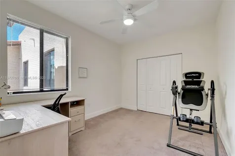 4652 NW 83rd Avenue Doral FL 33166