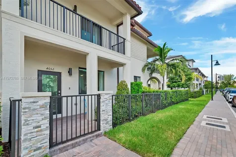 4652 NW 83rd Avenue Doral FL 33166