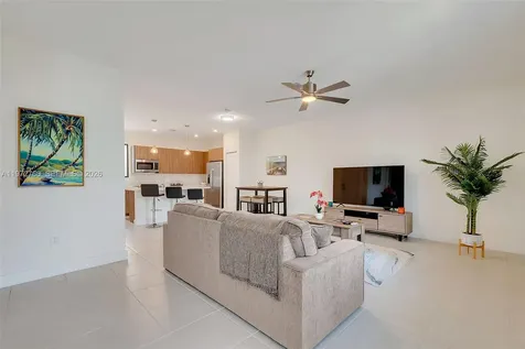 4652 NW 83rd Avenue Doral FL 33166