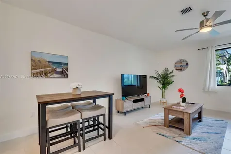 4652 NW 83rd Avenue Doral FL 33166