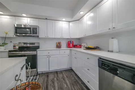 7200 Radice Court Lauderhill FL 33319